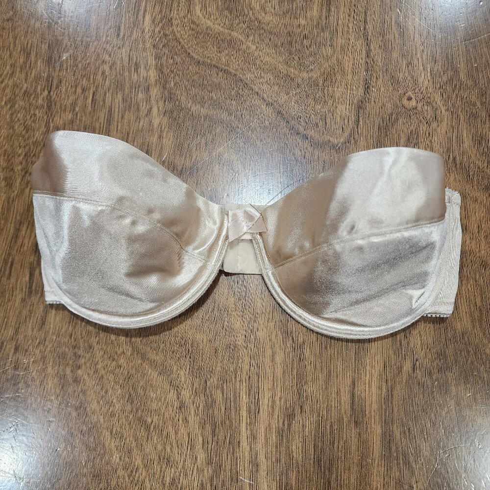 Vintage Victoria Secret Strapless Bra Size 34C Nude Color